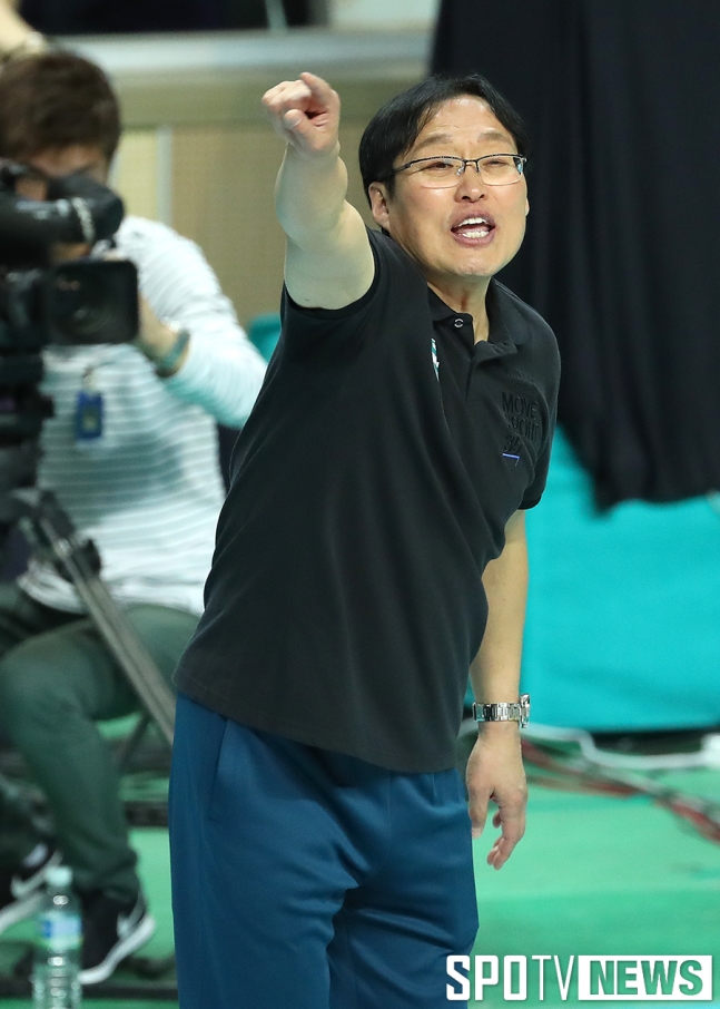 차해원 감독이 구상하는 김연경 활용법은? 차해원 감독이 구상하는 김연경 활용법은?