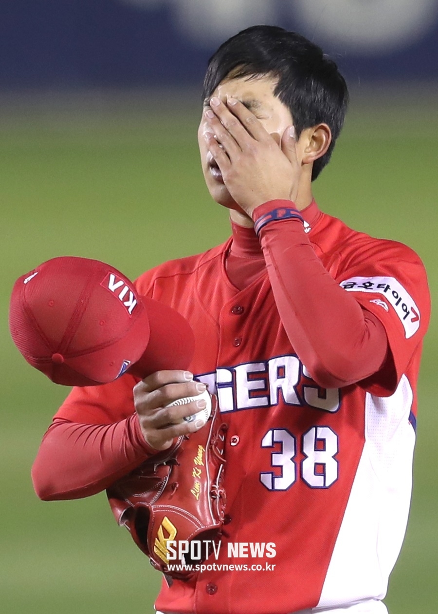 LG 이틀 연속 9회 4-3 끝내기 승리…KIA 4연패