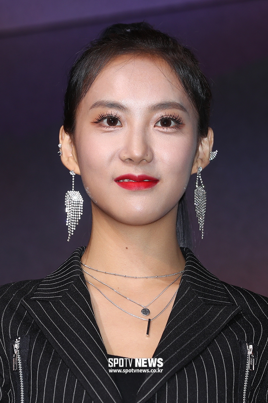 [포토S] 스텔라 출신 소영, 화려한 액세서리