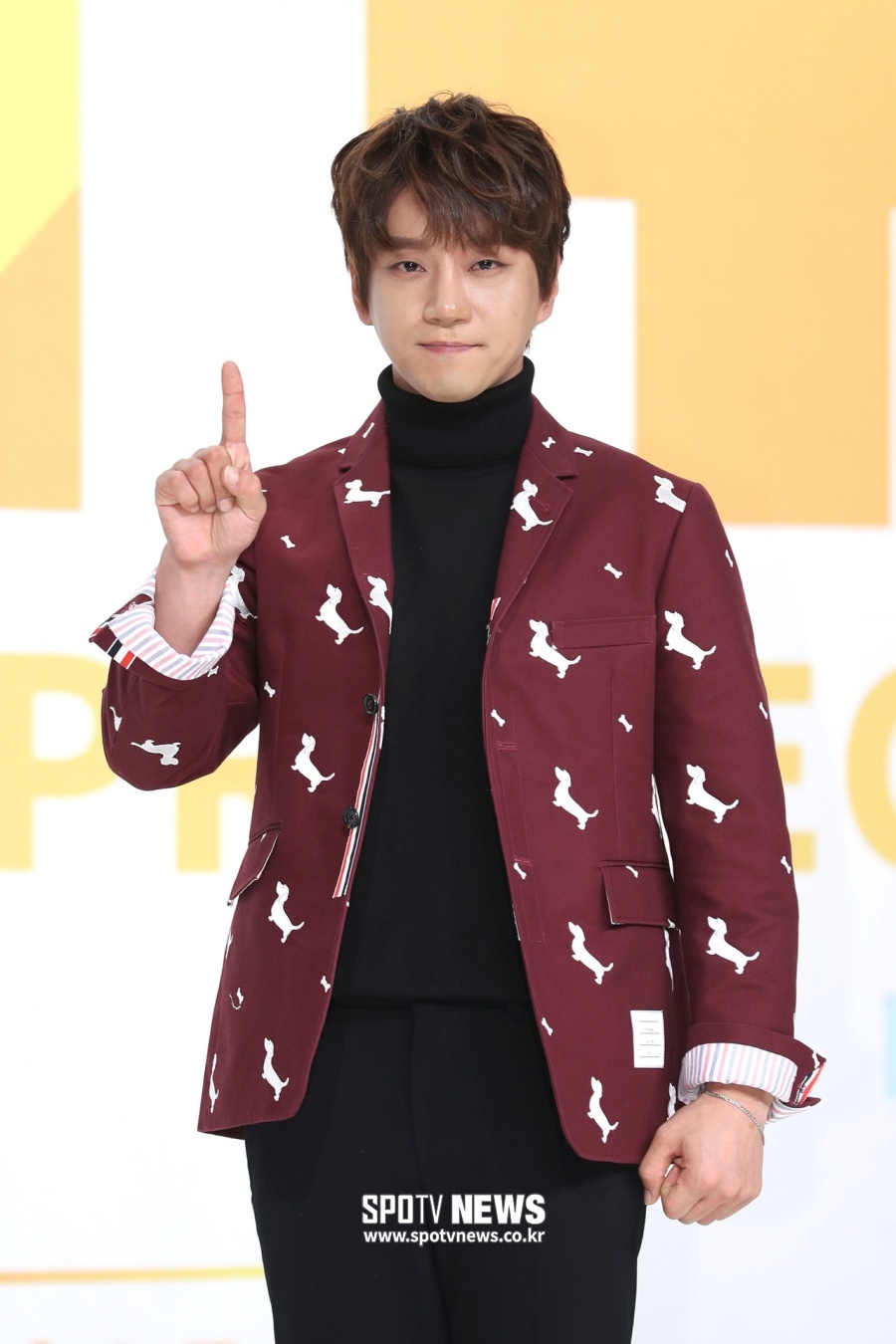 [단독]황치열, 1인 기획사 차렸다…텐투엔터테인먼트 설립
