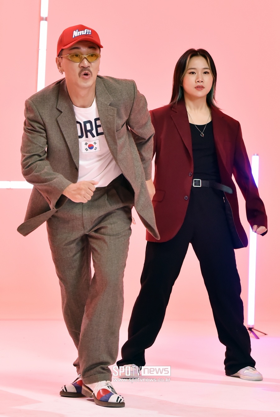 [포토]나몰라패밀리 김홍남, 훅 예본과 댄스 대결