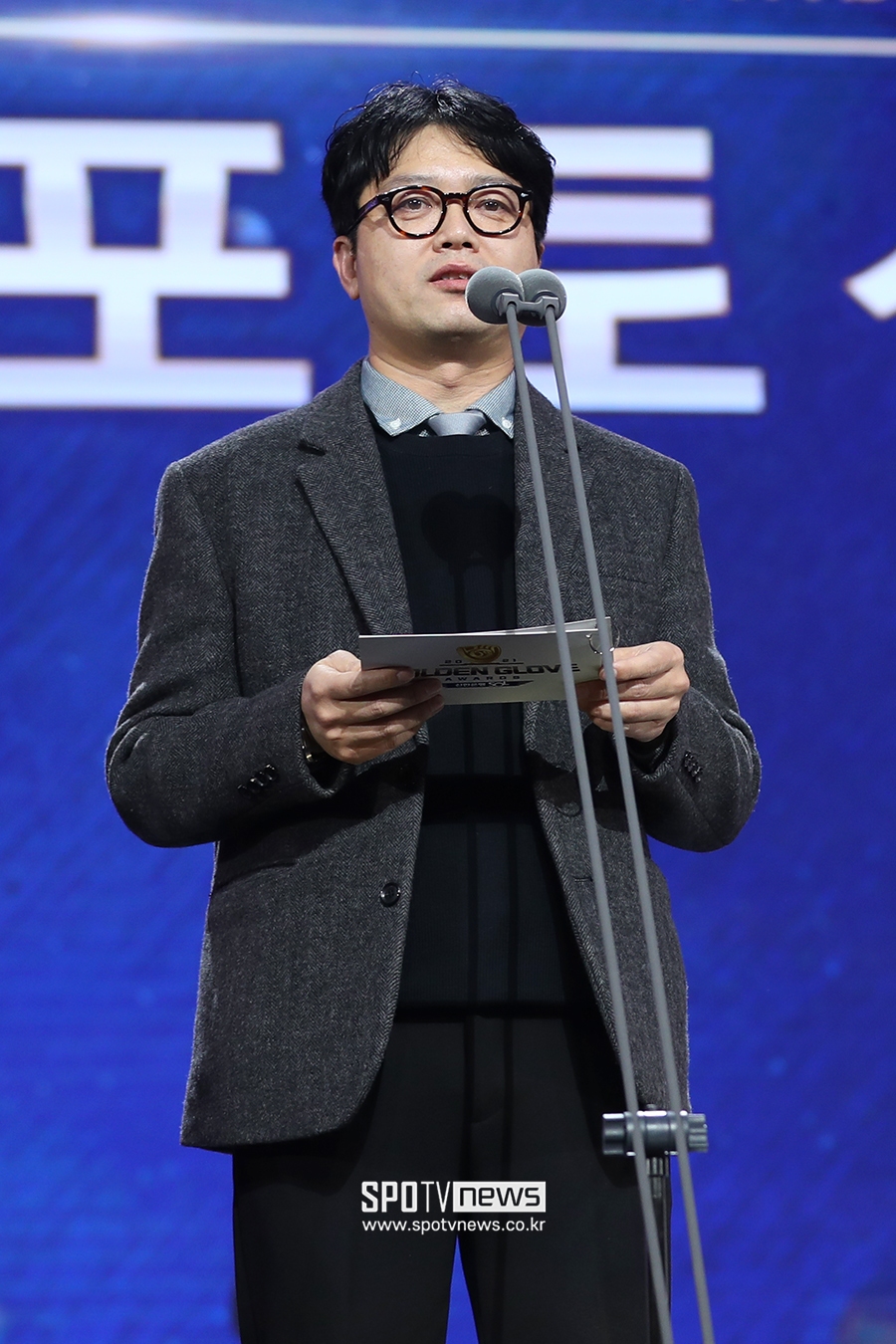 [포토S] 골든포토 소개하는 송정헌 스포츠사진기자협회장