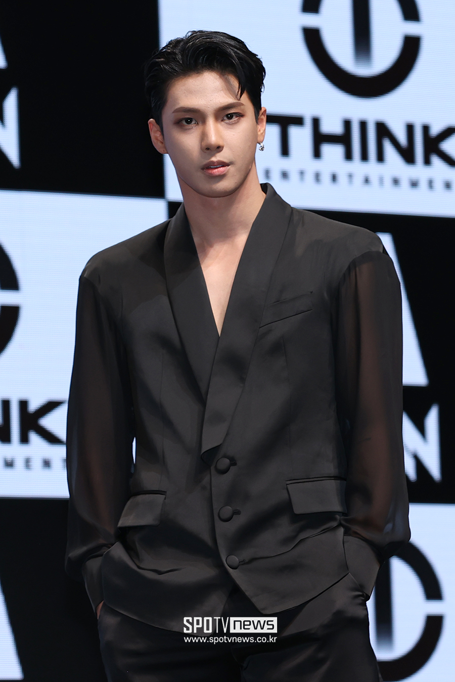 [포토S] 탄 재준, 부드러운 카리스마
