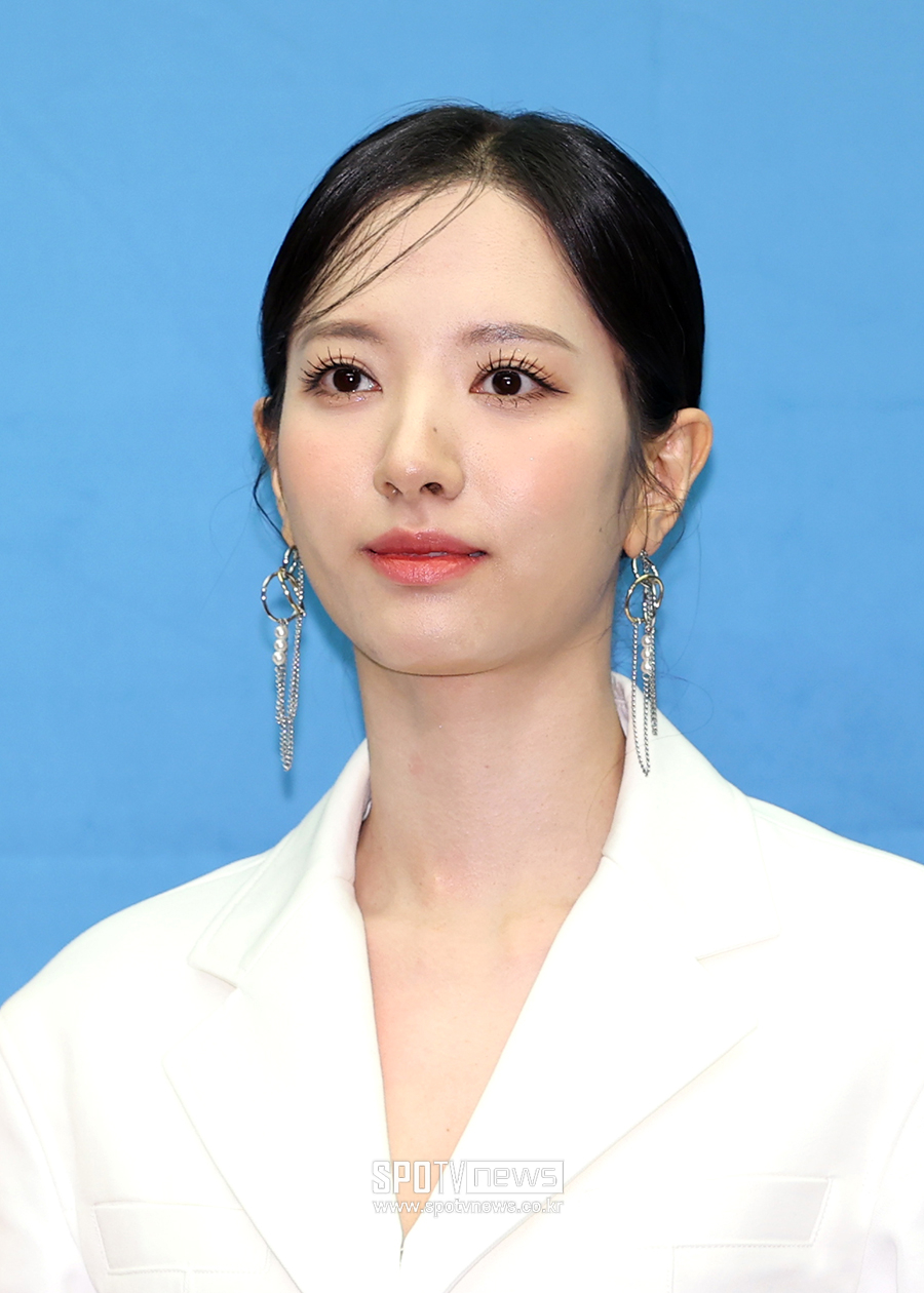[포토S] 우주소녀 보나, 청초한 미모