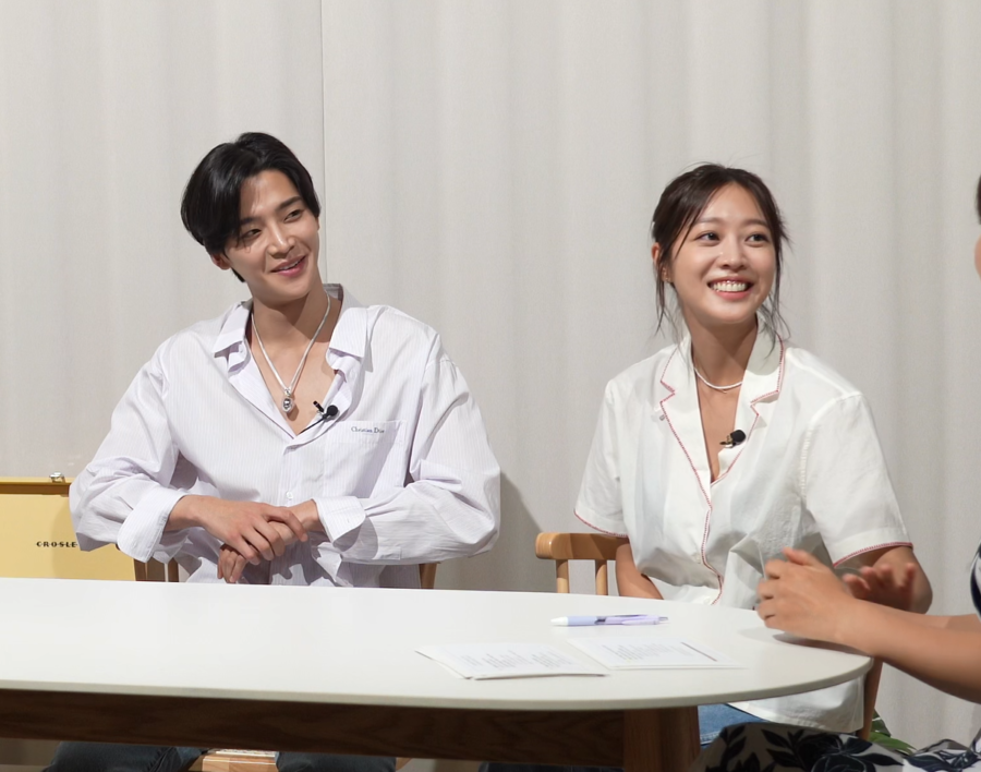 조보아 로운, 완전 아기…애교도 많다 케미 발산(어글로리)