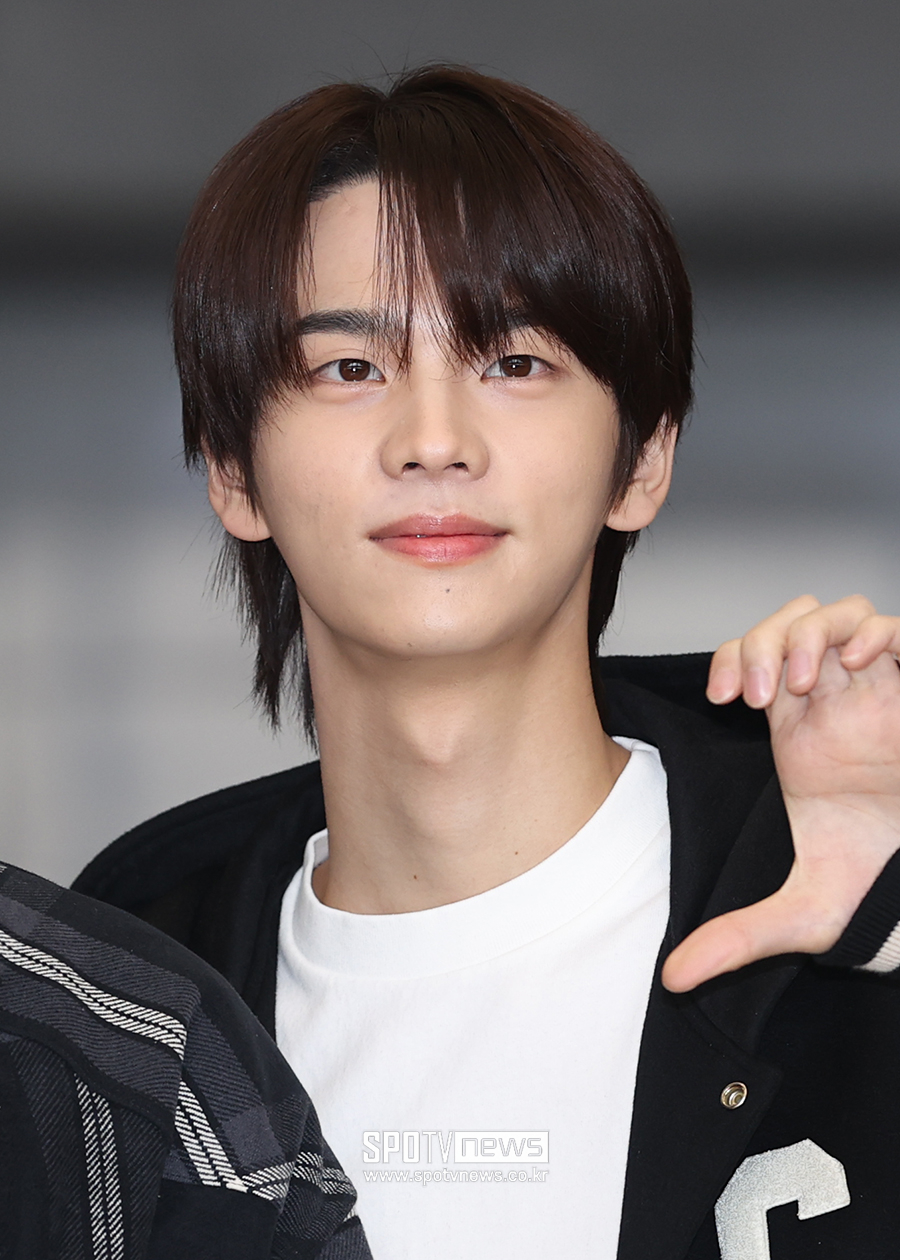 [포토S] 투어스 신유, 청량해!