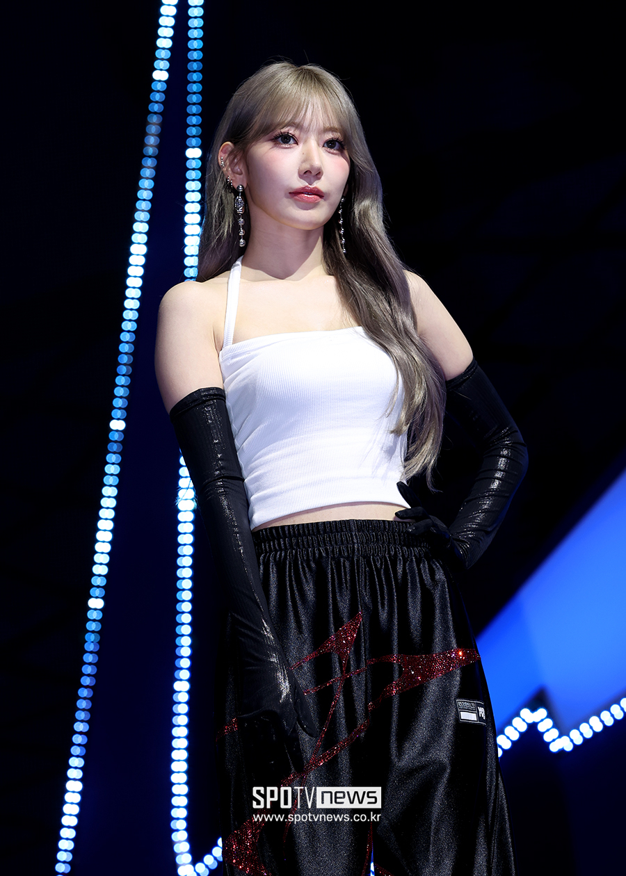 [포토S] 르세라핌 사쿠라, 블링블링
