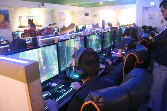 [LoL PC방 대회] 신림동 아이쎈 PC방, 情으로 따뜻하게