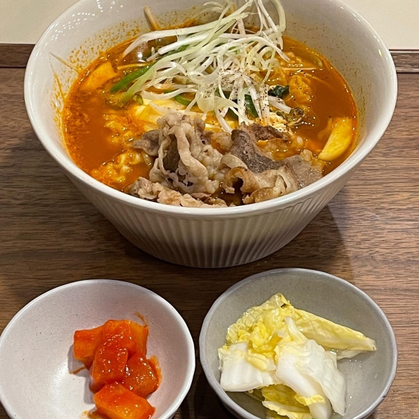 [트렌드] 오뚜기 핫플레이스 롤리폴리 식당 아닙니다···한 시간 웨이팅은 기본