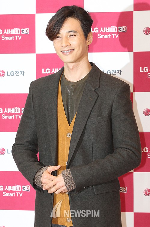 [뉴스핌 포토] 원빈, 여심을 녹이는 미소