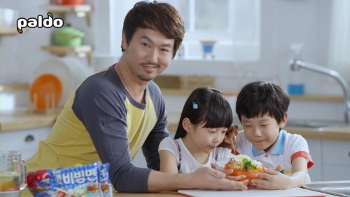 팔도, 이른 더위에 비빔면 TV광고 앞당겨 선봬