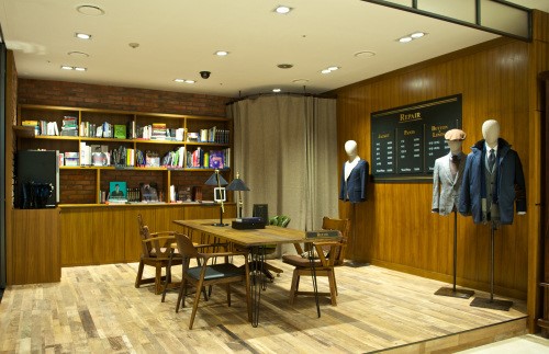 캠브리지 멤버스, 강남 플래그십 리뉴얼 오픈