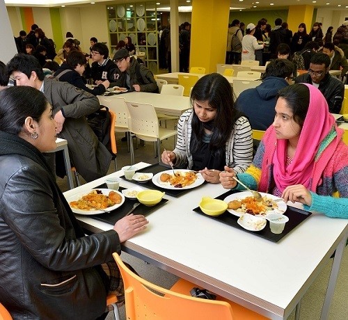 [제2의중동붐] 1조달러  할랄 식품 시장 잡아라