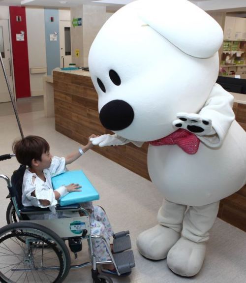 순천향대학교 서울병원 , 소아병동에 약속인형 바우 방문