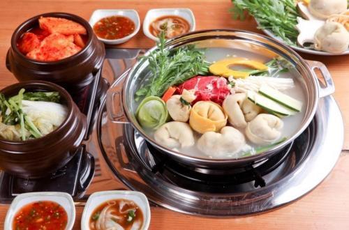 생방송 투데이 수제 명품 만두 맛집...얇은 피·가득찬 소 만두전골 일품