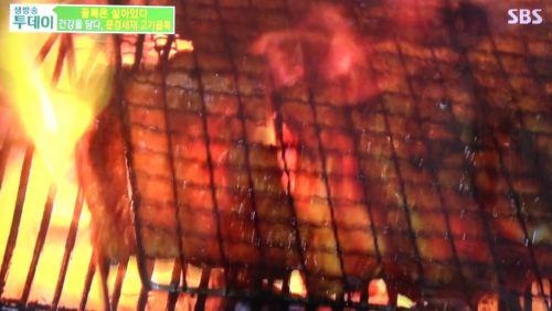 생방송 투데이 문경새재 고기골목 맛집, 숯불 석쇠구이 고추장 삼겹살 일품...더덕석쇠구이도 인기