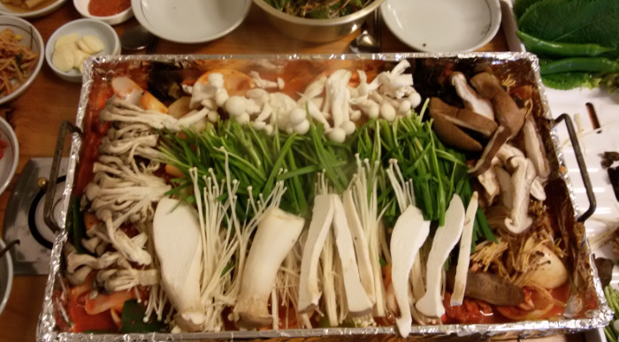 생방송 투데이 오리버섯주물럭 맛집…국내산 오리+7가지 버섯 등 푸짐한 양 일품