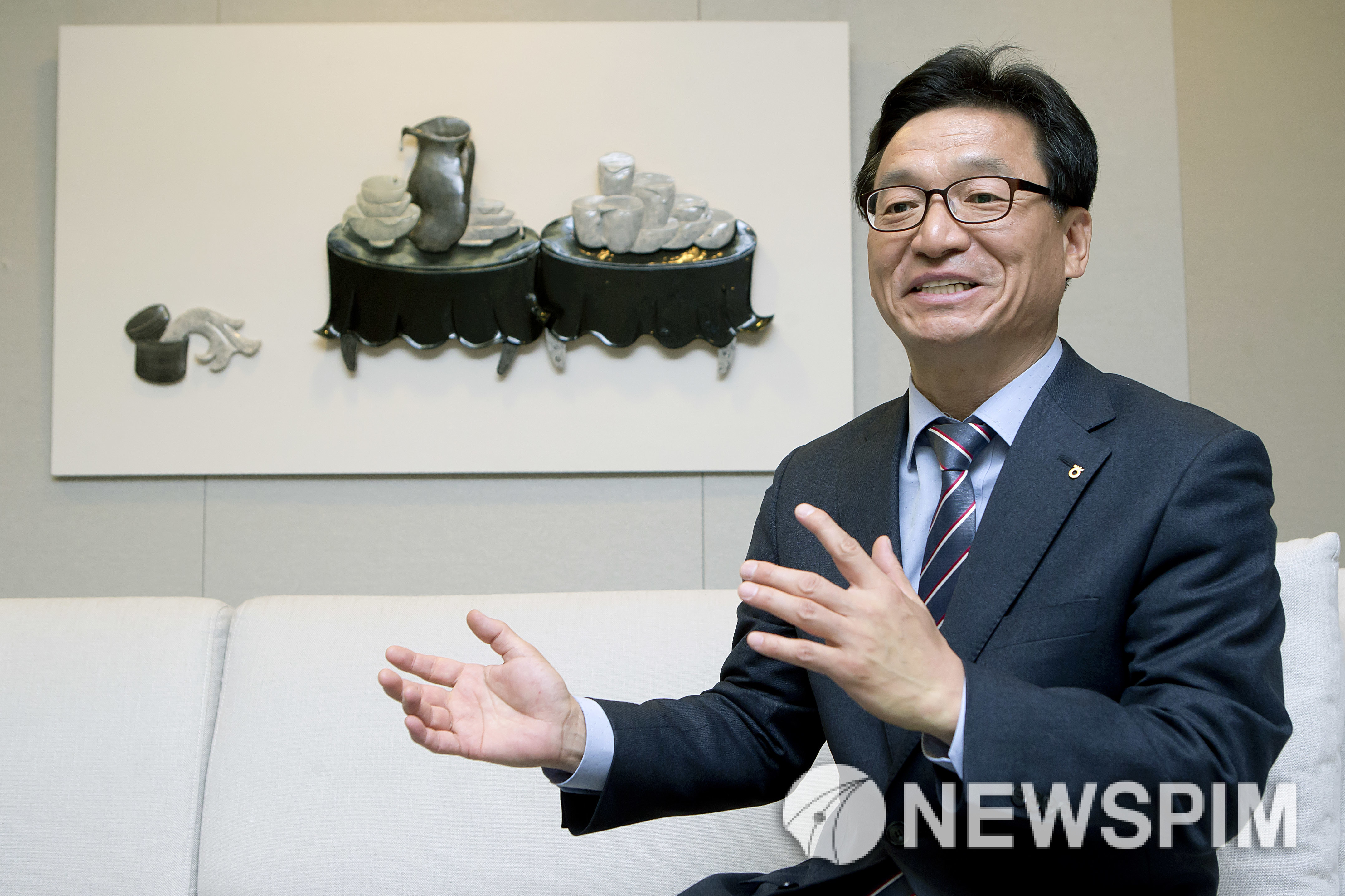 서울 한복판의 해외투자 메카 ‘NH프리미어블루 강북센터’