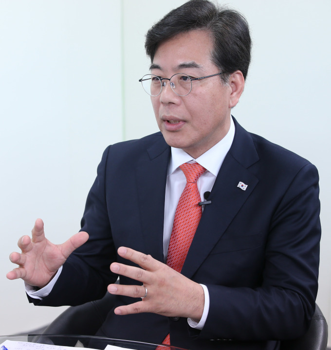 한국당, 6.13선거 재보궐 5곳 후보자 확정...경북 김천에 송언석 전 기재부 차관