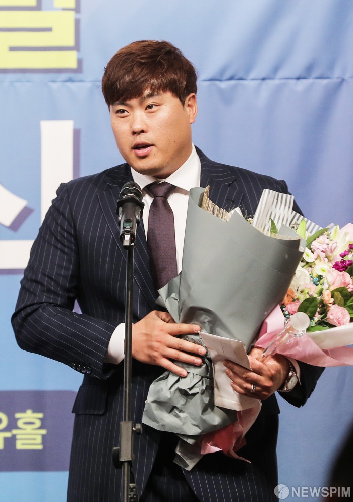 [영상] 일구대상 류현진 ”아내 배지현 요리, 다 좋지만 찜닭이 1등!”  
