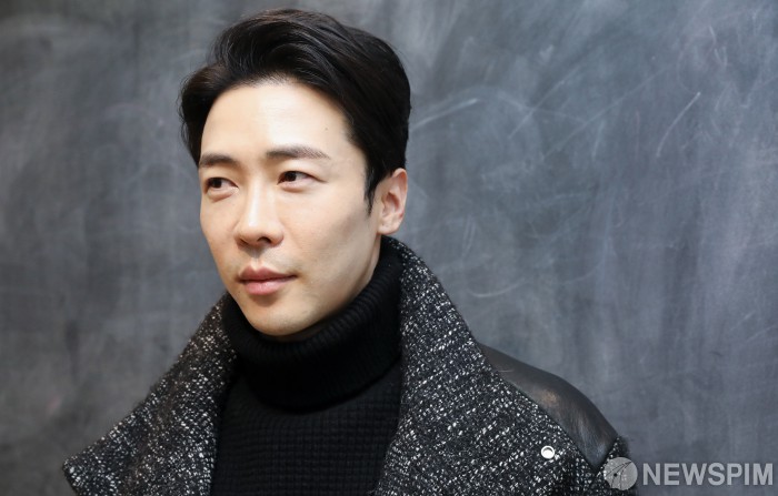 [스타톡] 랭보 에녹 벼랑 끝을 걷는 베를렌느 캐릭터…물고 뜯고 매달렸죠