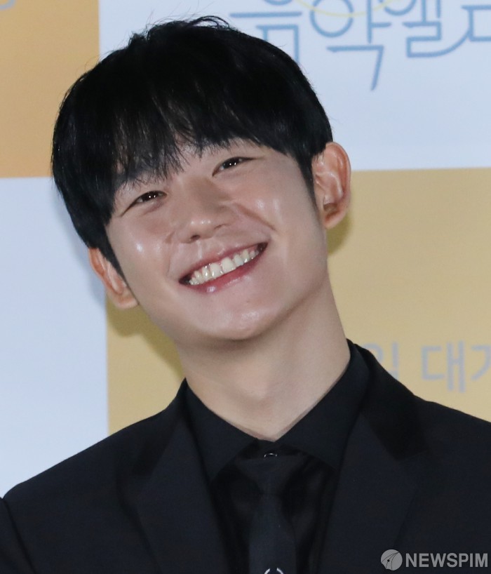 [사진] 정해인, 미소가 아름다운 남자