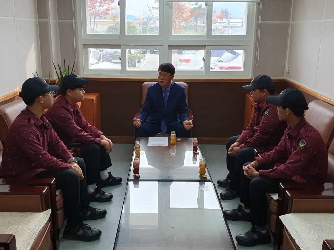 강원영동병무지청장,속초청해학교 사회복무요원 격려