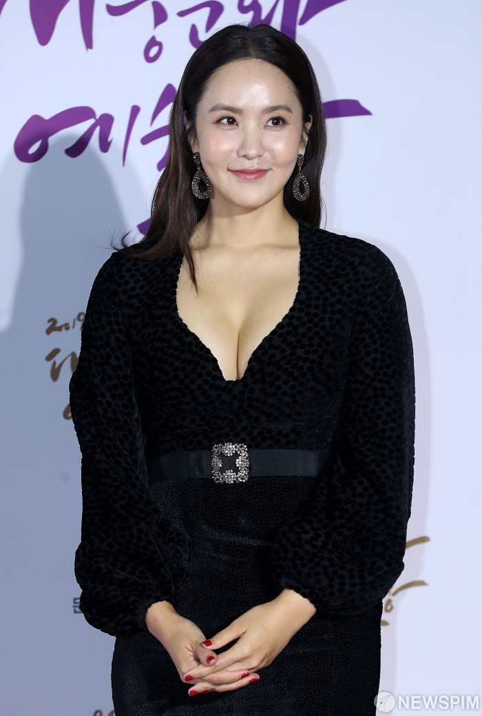 [사진] 박지윤 아나운서 '시선 강탈하는 자태'