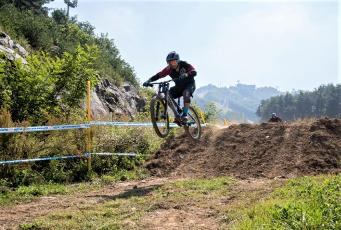 MTB 동호인 꿈의 무대 다운힐 MTB파크 내달말 오픈