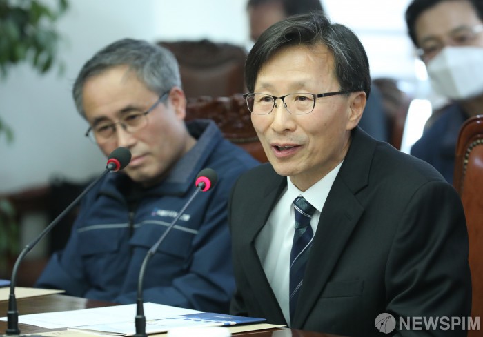 수상 소감 밝히는 김진철 서울도시가스주식회사 대표