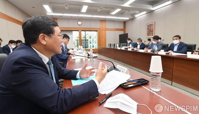 안일환 차관, 4차산업 한국판 뉴딜 공공기관 현장성과 창출 확산 간담회 주재