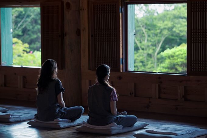 사회적 거리두기 강화에 서울·경기·인천·부산 템플스테이 중단