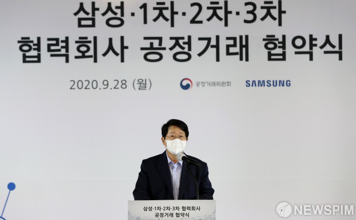 인사말하는 김영재 대덕전자 대표