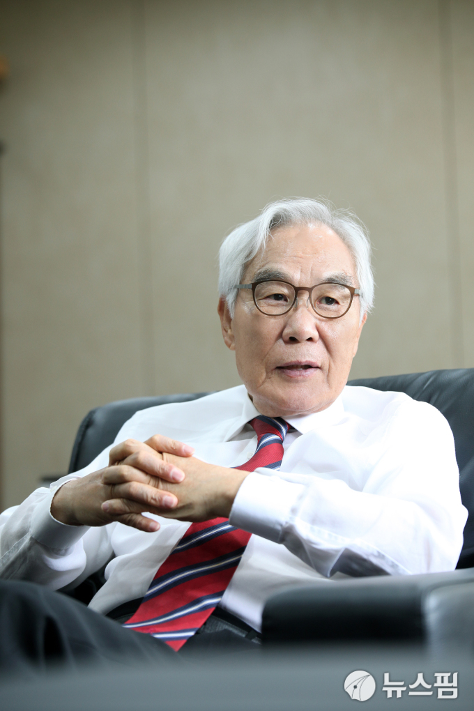 [신년사] 임채정 한국기원 총재 AI 바둑 대회·여성 신예기전 등 창설