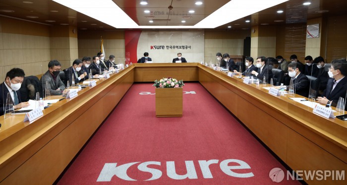 수출입물류 업계 만난 여한구 통상교섭본부장