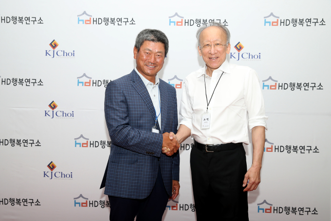 최경주 재단, 행복한 선수 키운다...HD행복연구소와 MOU