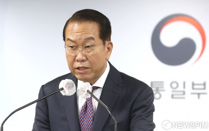 권영세 통일장관, 이산가족 해결 남북회담 전격 제안