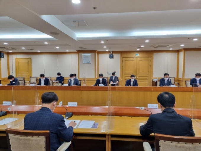 조길형 충주시장 디앤에이모터스 이전 지원책 발굴...상생 발전 해야