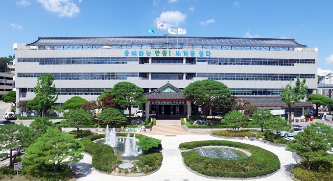 안동 예안면 귀농부부 2쌍 잇단 셋째아 출산...안동시 출산 지원 최선