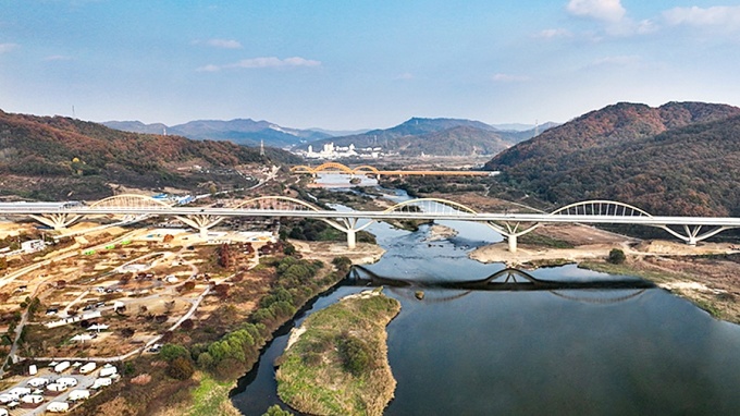 세종시 금빛노을교 올해의 토목구조물 공모전 금상 수상