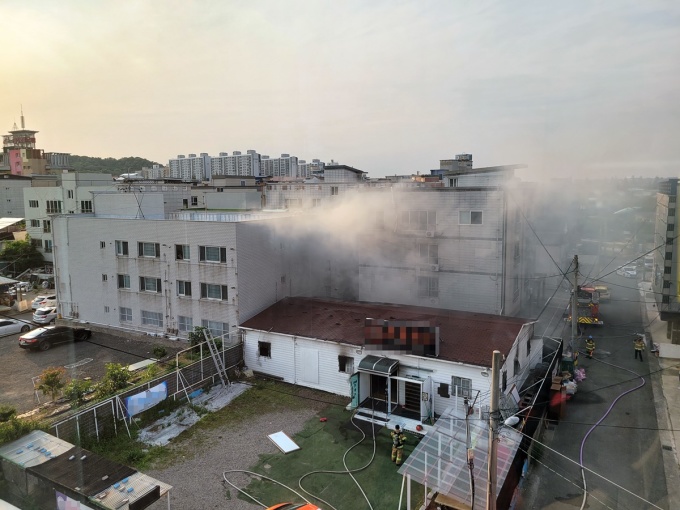 포항 문덕리 한 체육학원서 화재...학생 등 25명 긴급 대피