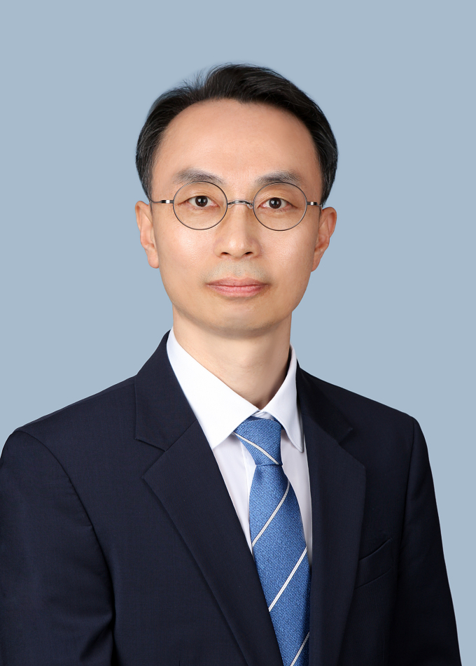 [로펌이슈] 율촌, 황윤환 前 공정위 기업결합과장 영입
