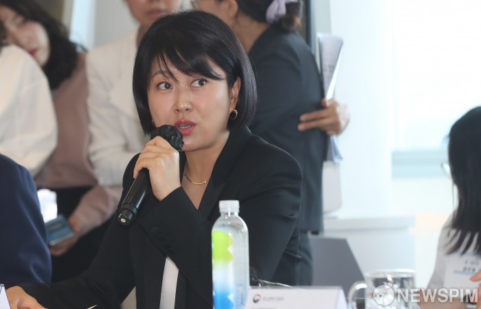 발언하는 이선정 CJ올리브영 대표