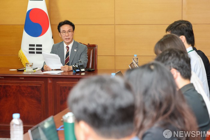 출입기자 간담회, 발언하는 김민석 총리 후보자