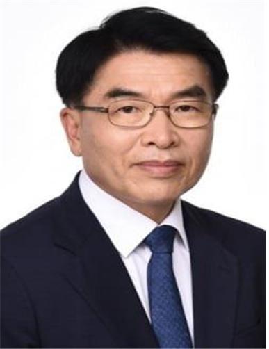 민기