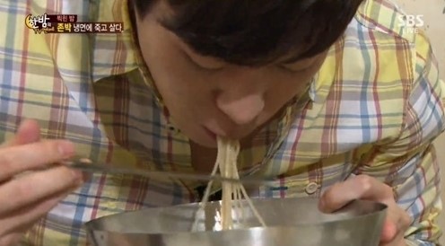 존박, 냉면집 인터뷰 음악보다 냉면 좋아…안 먹으면 불안하고 다리 떨려