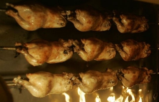 ‘생생정보통’ 5000원 가마솥통닭 진짜?…한방통닭ㆍ신포닭강정도 군침