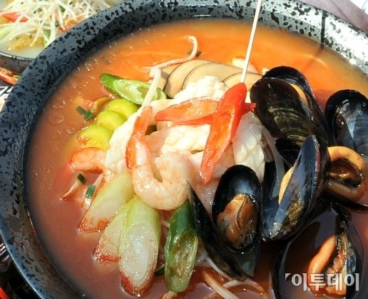 ‘생방송 투데이’ 해물전복짬뽕ㆍ모듬조개짬뽕ㆍ홍합짬뽕 外 대림동 뽕의전설 어디?