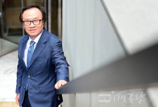 [연예산업 파워를 찾아서(31) 예스컴이엔티] 윤창중 대표 펜타마니아는 10년 노력의 꿈