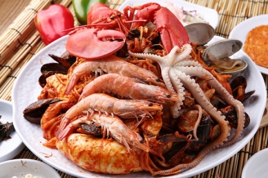 ‘생생정보’ 해물찜 맛집, ‘1만5000원’ 황골찜 Vs ‘3만5000원’ 해물찜 당신의 선택은?